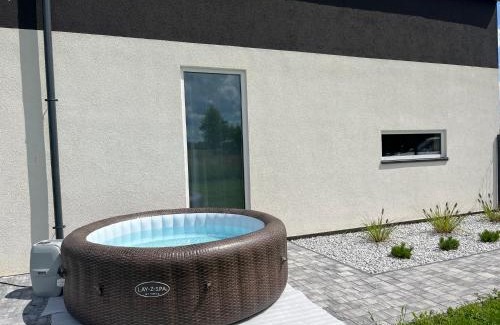 Lebcz House | Tu jest pięknie- dom premium z ogrodowym spa