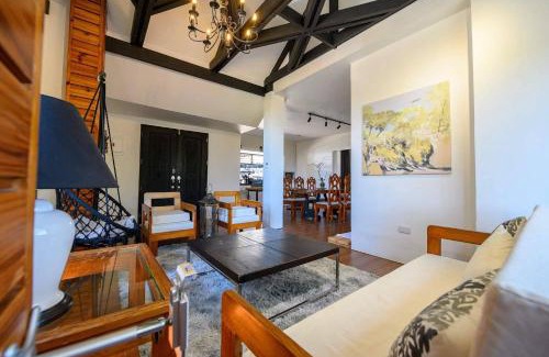 Baguio House | Tudor in the Pines