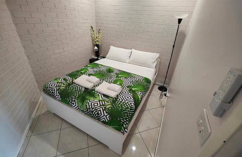 Greenway Apartment | Tuggeranong Short Stay #08C - Sleeps 6