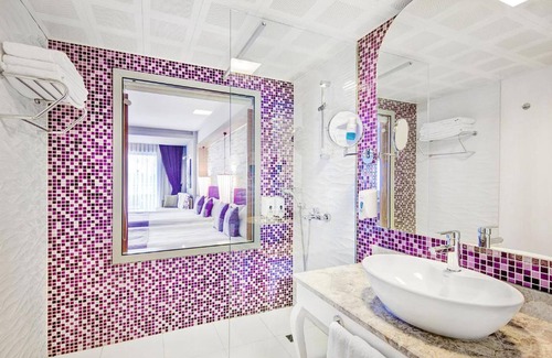 Gundogdu Resort | Tui Magic Life Jacaranda - All Inclusive