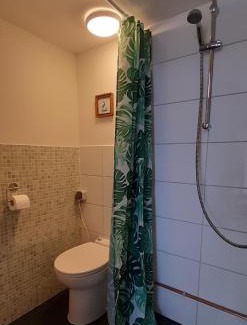 Hoogeveen Bed & Breakfast | Tuinhuis In je Element