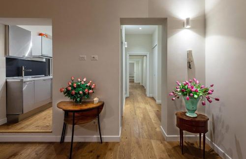 Roman Ghetto House | Tula Inn