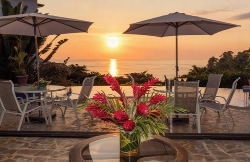 Manuel Antonio House | Tulemar Garden House by the Beach: Ocean-View Villa in Gated Beach Community