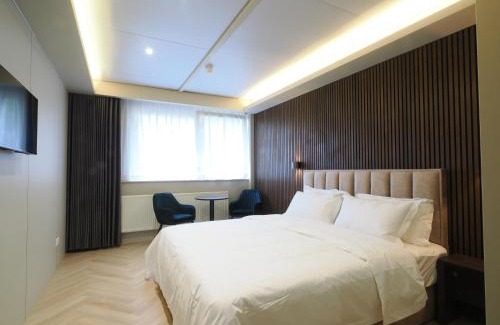 Zeewolde Hotel | Tung Hotel