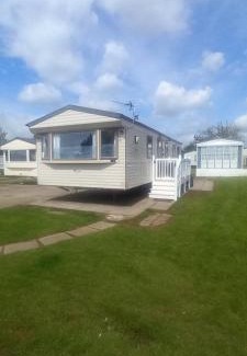 Winestead Other | Tunstall J&D Caravan on the East Coast