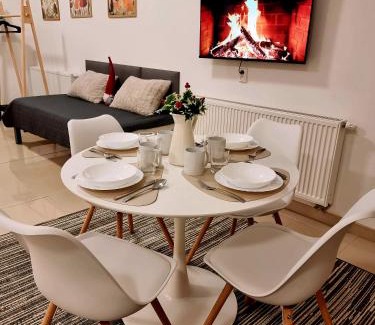 Nove Zamky Apartment | Turecka 49 Apt 1