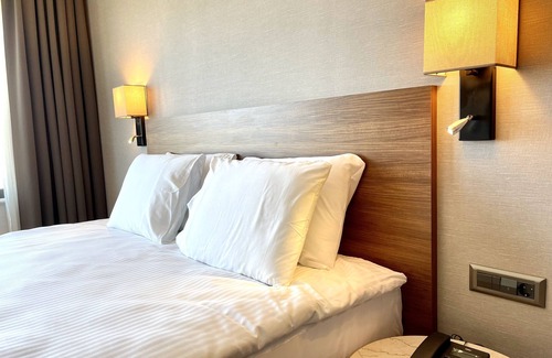 Yuregir Hotel | Turkmen Riverside Hotel