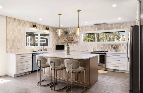 Cape Saint Claire House | Turning Point on The Little Magothy- Large Private Estate, sleeps 18 Comfortably