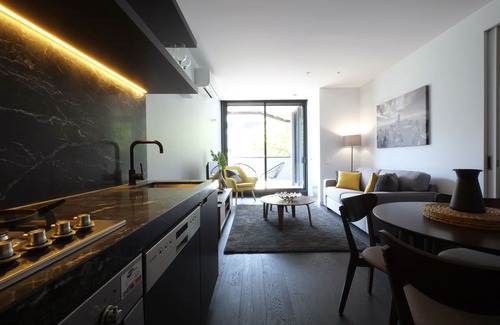 North Melbourne Apartment | Turnkey Accommodation – North Melbourne
