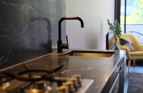 North Melbourne Apartment | Turnkey Accommodation – North Melbourne