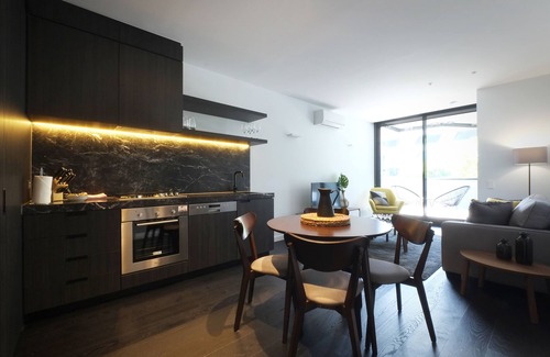 North Melbourne Apartment | Turnkey Accommodation – North Melbourne