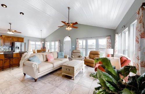 Dauphin Island House | Turtle Cove