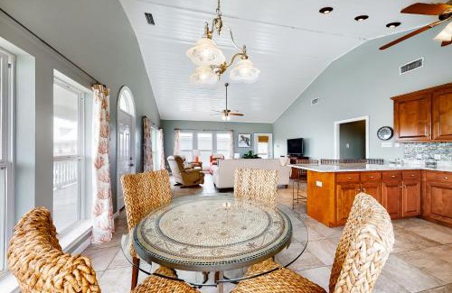Dauphin Island House | Turtle Cove