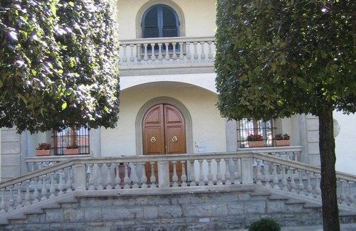 Montopoli in Val d'Arno Villa | Tuscany Heart, between Pisa/Florence/Lucca. Free wi-fi and parking.