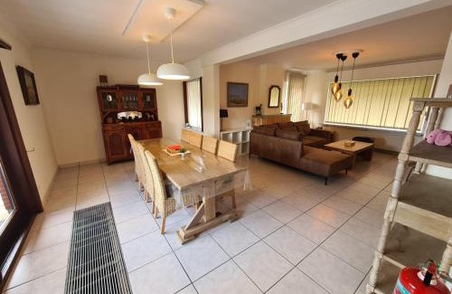 Boskant House | Tussenbeke