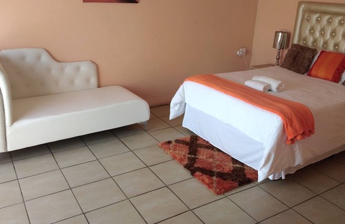 Phuthaditjhaba House | Twilight Breeze Lodge