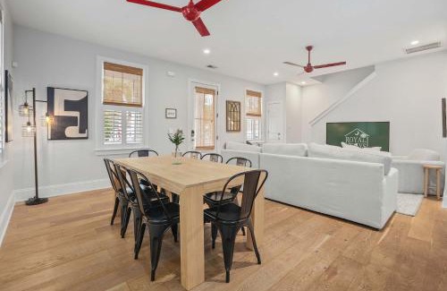 Mount Pleasant House | Twin Palms Beach Old Village 5-Min to Dwntwn