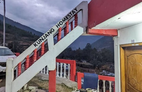 Bomdila Bed & Breakfast | TWIN ROOM 1