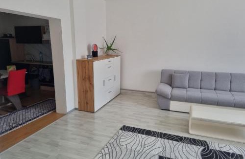 Hochleithen Apartment | TWO Self-Check-In, 3km freeway, Free-Parking Playstation