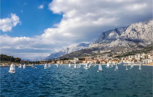 Veliko Brdo Apartment | Two-Bedroom Apartment In Makarska