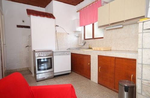 Zarace Apartment | Two bedroom apartment near beach Cove Zaraće, Hvar (A-8781-c)