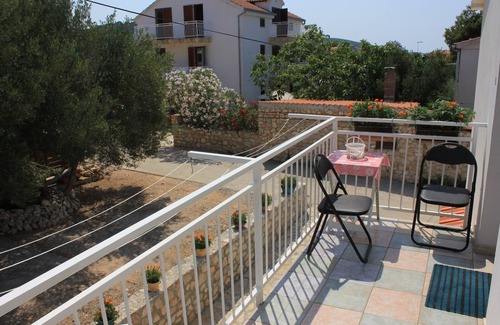 Zdrelac Apartment | Two bedroom apartment with terrace and sea view Ždrelac, Pašman (A-8298-a)