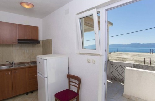 Brist Apartment | Two Bedroom Apartment with Terrace