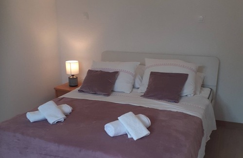 Krucica Apartment | Two Bedroom Apartment with Sea View