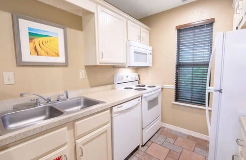 Sheridan House | Two Bedroom Lodge fully equipped at Fox River Resort at Sheridan