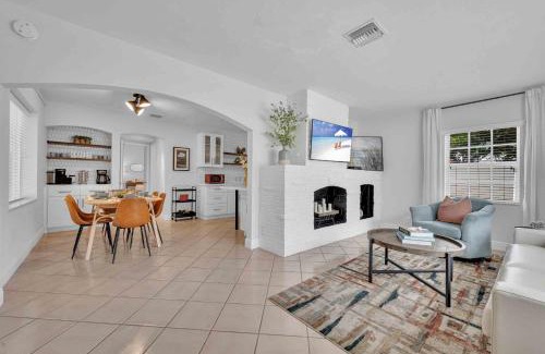 Lauderdale Beach House | TWO houses ONE Property Game Room Heated Pool 2 Hot Tubs STEPS from Beach RESlDENCES