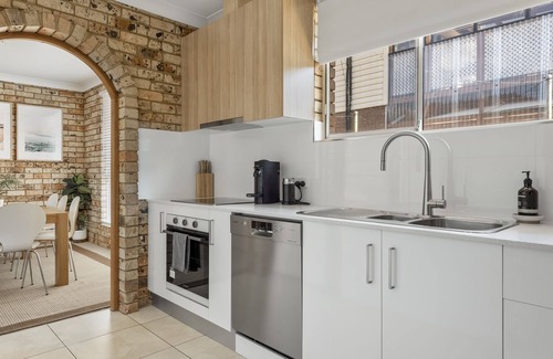 Kiama Downs House | Two minute walk to Jones Beach and 10 minute stroll to Minnamurra River