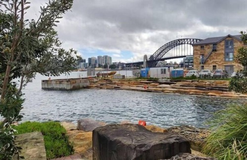 Millers Point House | 'Two of a Kind' Heritage Stay with Harbour Views