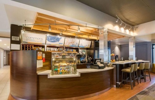 Downtown Village House | TWO Relaxing Units Short Drive to Balboa Pier! Swimming Pool, Pet-friendly!