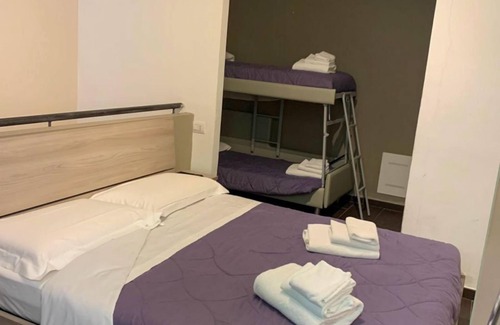 Valenza Apartment | two-room suite 04 hhva