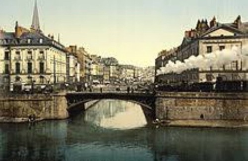 Ile de Nantes Palais des Congres Apartment | . TWO STEPS FROM LOIRE ON THE ISLAND OF NANTES.