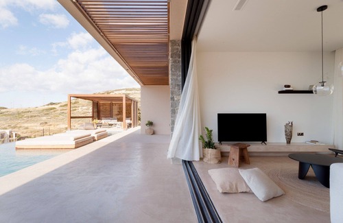 Mochlos Villa | Two storey luxurious villa in Mochlos village