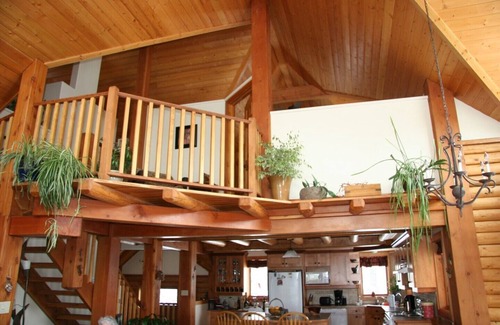 Sunbreaker Cove Cottage | Two week summer booking available. June 22-July 6. Some flexibility.