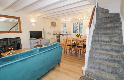Aberdovey Cottage | TY GWYN, pet friendly, country holiday cottage in Aberdovey