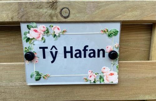 Holywell House | Ty Hafan