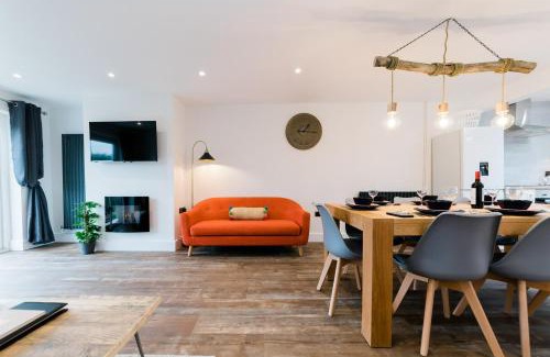 Tan-y-groes House | Ty Twt, A cottage by the sea