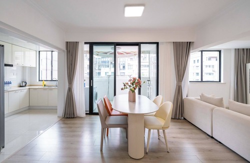 Gubei Bed & Breakfast | Tyms 2BR APT Hongqiao Paris Classic