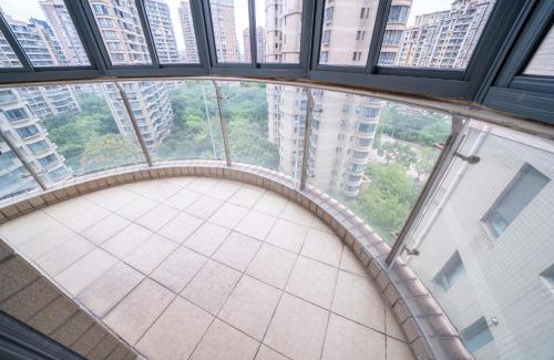 Gubei Apartment | Tyms Stylish 1BR APT Gubei Garden