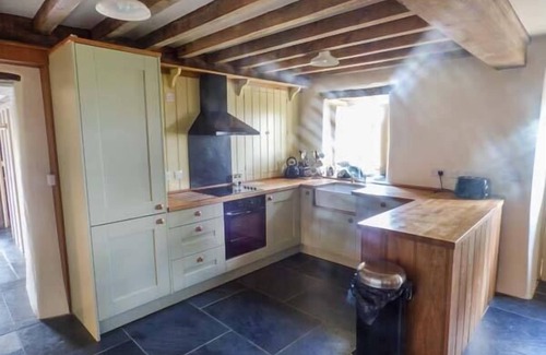 Llanelltyd Cottage | Tyn Llwyn