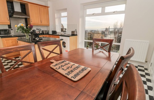 Tynemouth Cottage | Tynemouth Village Penthouse