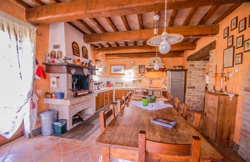 Collazzone Villa | Typical stone villa with private pool, air conditioning 3km village