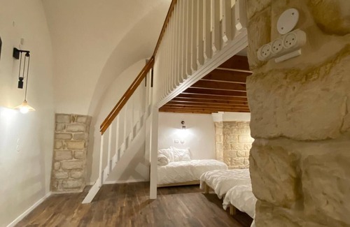 Safed Old City Villa | Tzfat House