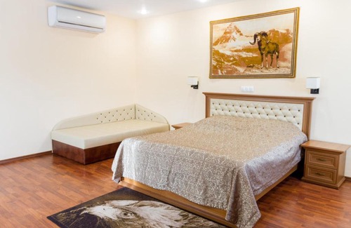 Irkutsk Hotel | U Istoka Hotel