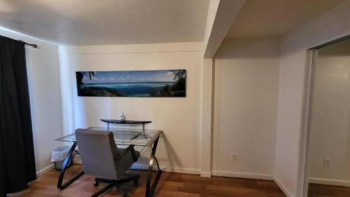Garfield Apartment | U2 - Private 2BR Walkup APT in DT PHX with pkg