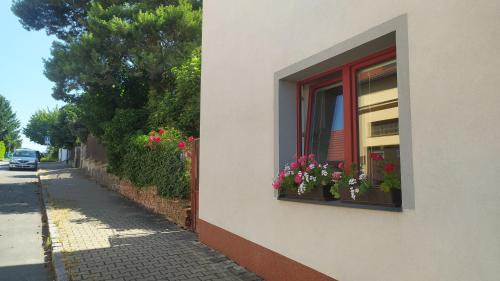 Dolni Chabry Apartment | Ubytování Na Pěšině - Private Parking