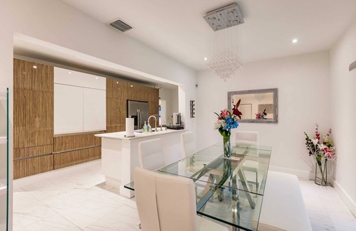 Ojus House | Uhost AI | 5BR Oasis | Pool, Hot Tub & BBQ Area